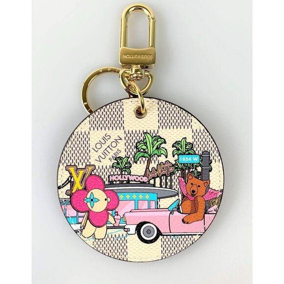 NIB Louis Vuitton Hollywood Drive xmas bag charm and key holder - Picture 2 of 9